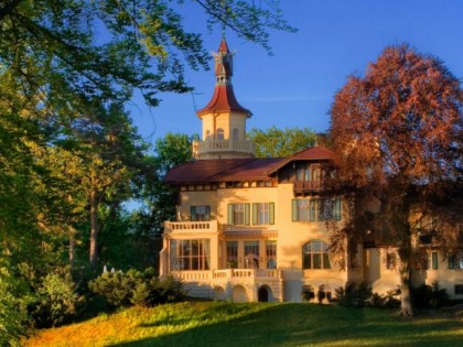 Foto:  Schloss Hubertushöhe